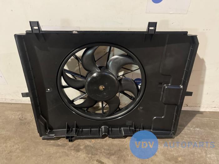 Ventilateur de refroidissement moteur Mercedes E-Klasse