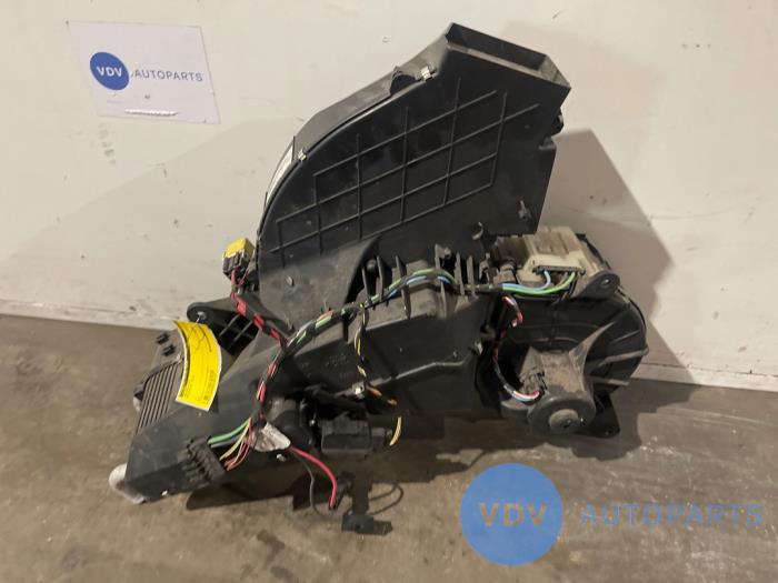 Kachelhuis Mercedes Vito