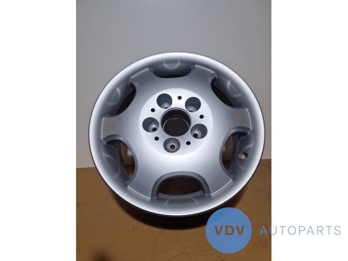 Wheel Mercedes 200 - 500
