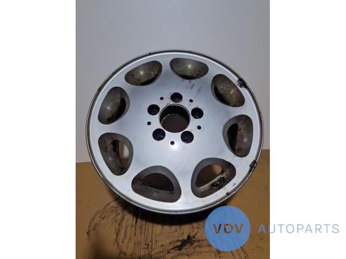 Obrecz Mercedes E-Klasse