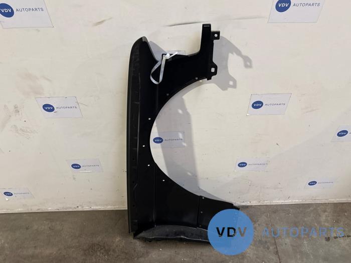 Front wing, left Mercedes 190E/D