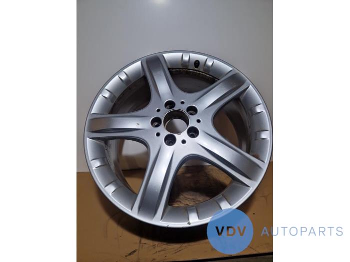 Obrecz Mercedes R-Klasse