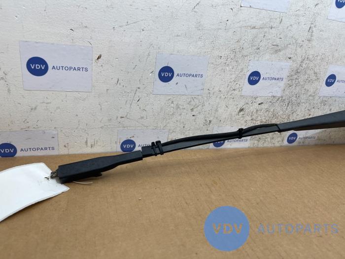 Scheibenwischerarm vorne Mercedes Sprinter