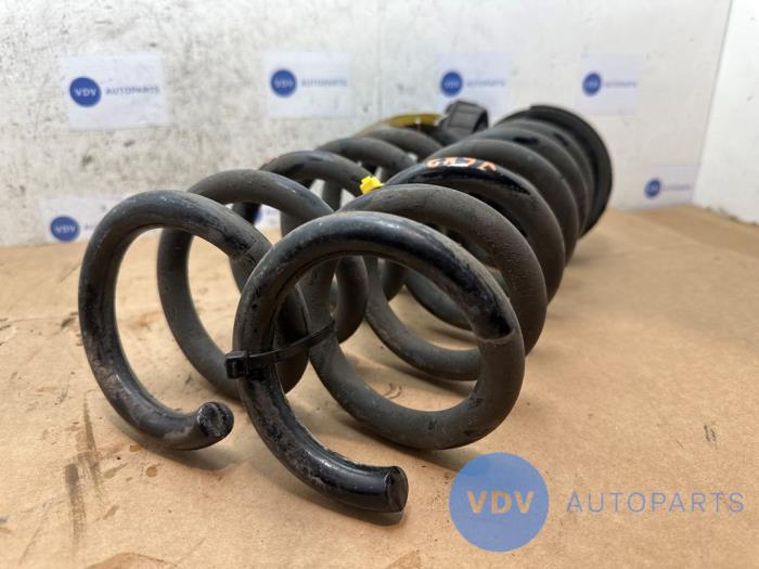 Rear coil spring Mercedes C-Klasse
