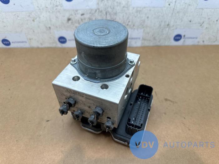 ABS pump Mercedes C-Klasse
