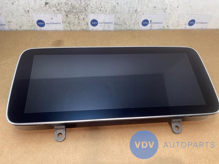 Affichage navigation Mercedes C-Klasse