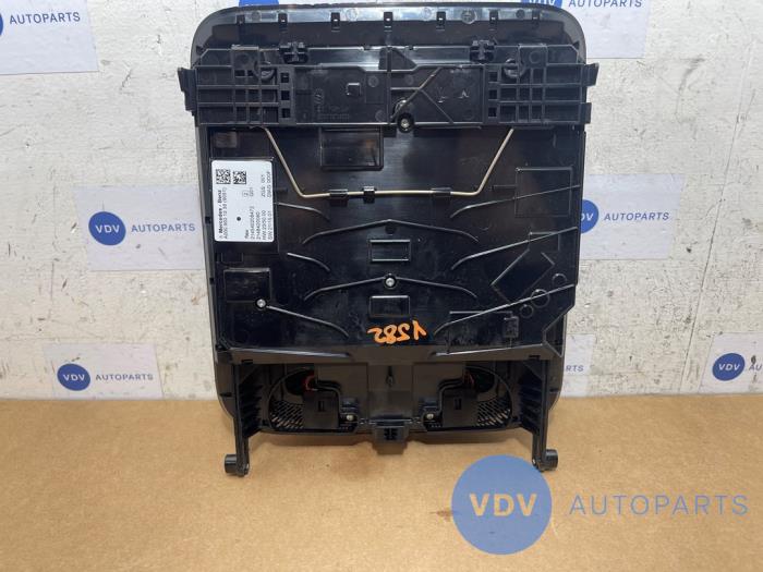 Oswietlenie wewnetrzne przód Mercedes C-Klasse