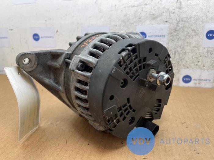 Dynamo Mercedes B-Klasse