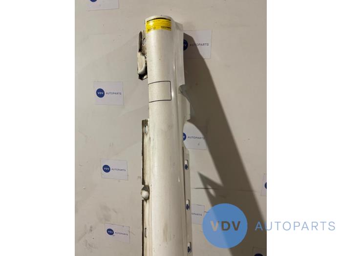 Sill, left Mercedes E-Klasse