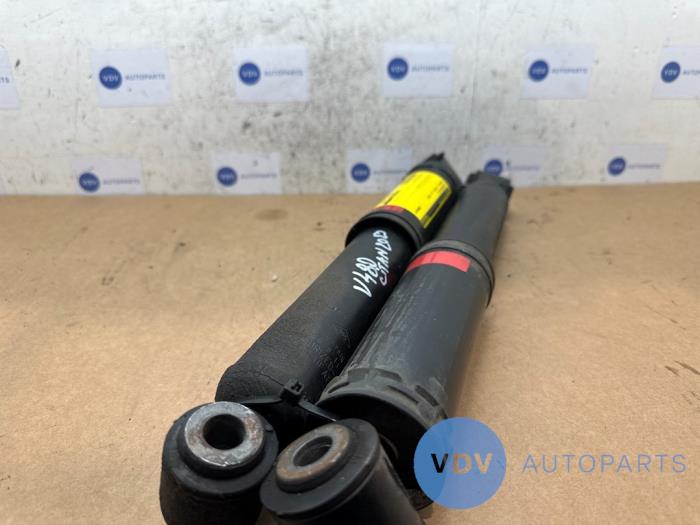 Shock absorber kit Mercedes T-Klasse