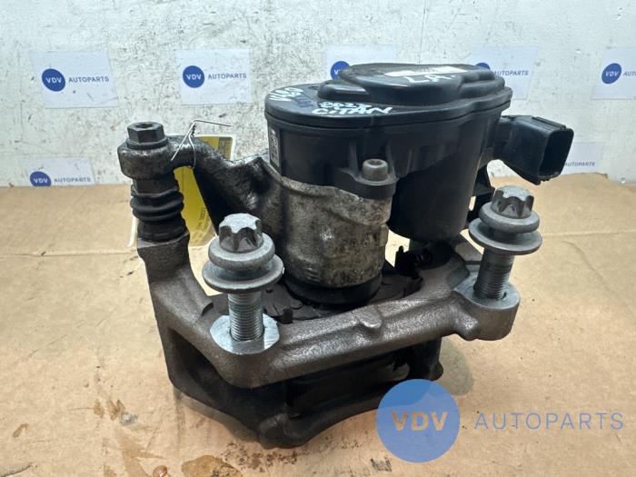 Zacisk hamulcowy lewy tyl Mercedes T-Klasse