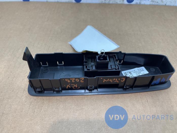 Przelacznik elektrycznej szyby Mercedes T-Klasse