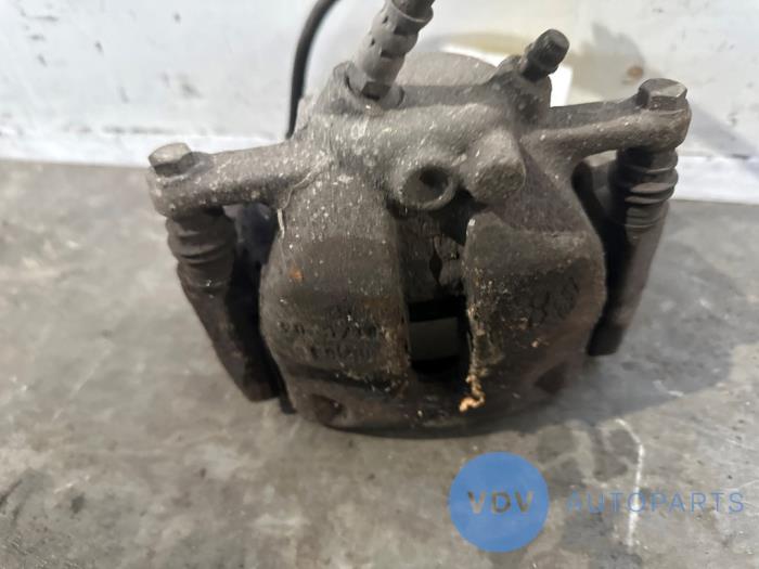 Etrier de frein (pince) avant droit Mercedes Citan