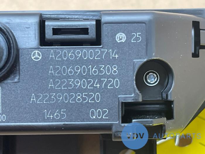 Commutateur éclairage d'urgence Mercedes C-Klasse