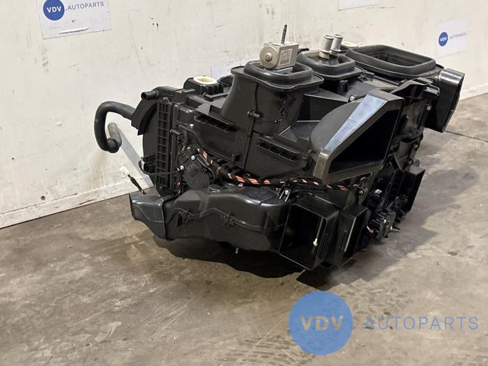 Cuerpo de calefactor Mercedes Vito