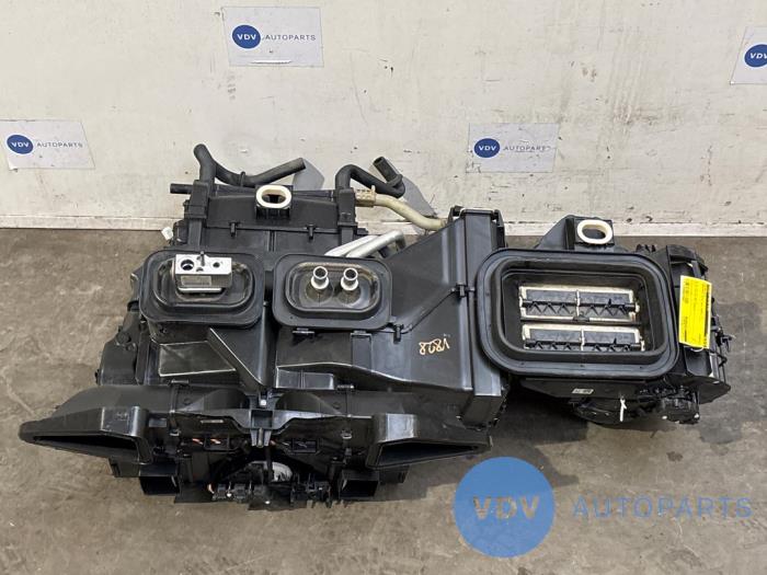 Cuerpo de calefactor Mercedes Vito