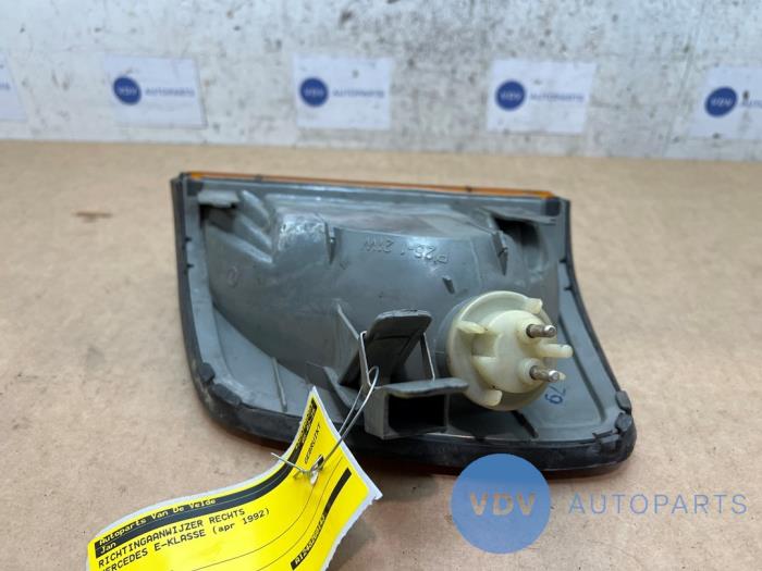 Kierunkowskaz prawy Mercedes E-Klasse