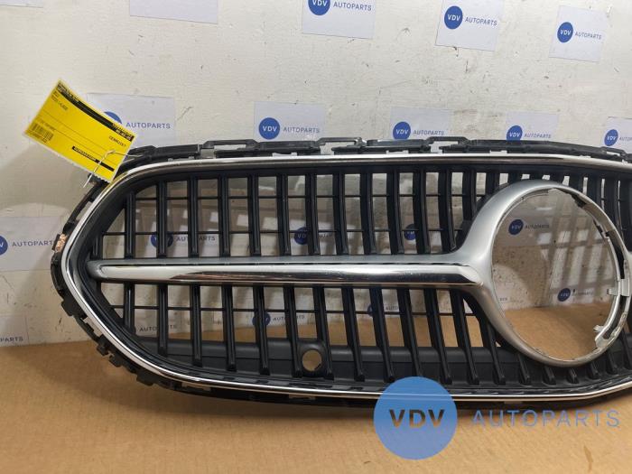 Rejilla Mercedes C-Klasse