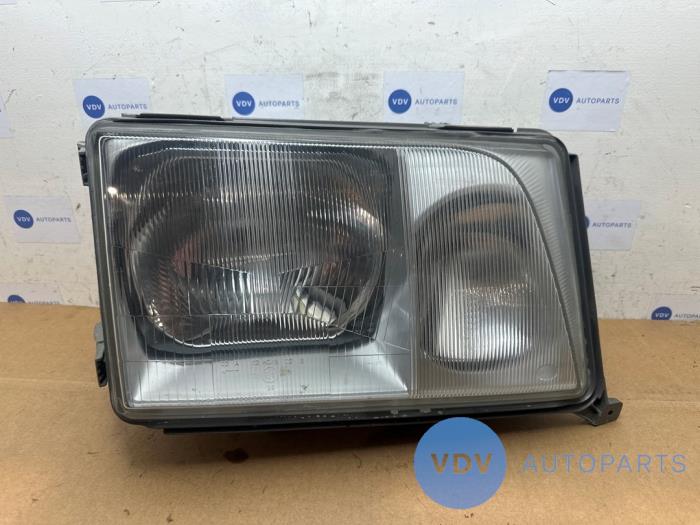 Headlight, left Mercedes 200 - 500