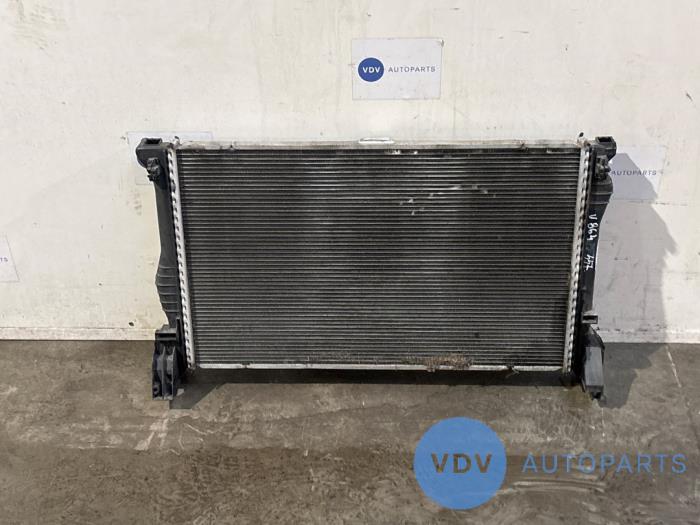Radiator Mercedes Vito