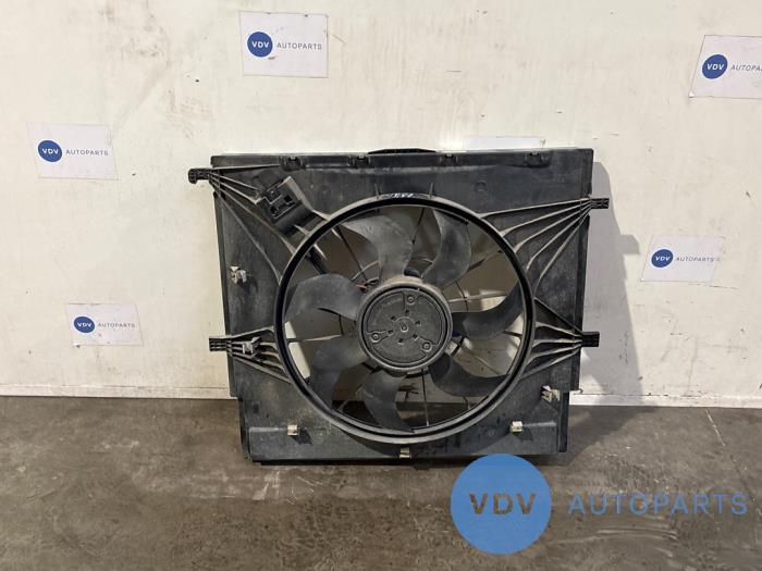 Engine cooling fan Mercedes Vito