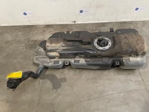 Gebruikte Tank Mercedes Vito (447.6) 2.2 114 CDI 16V Prijs € 423,50 Inclusief btw aangeboden door Autoparts Van De Velde