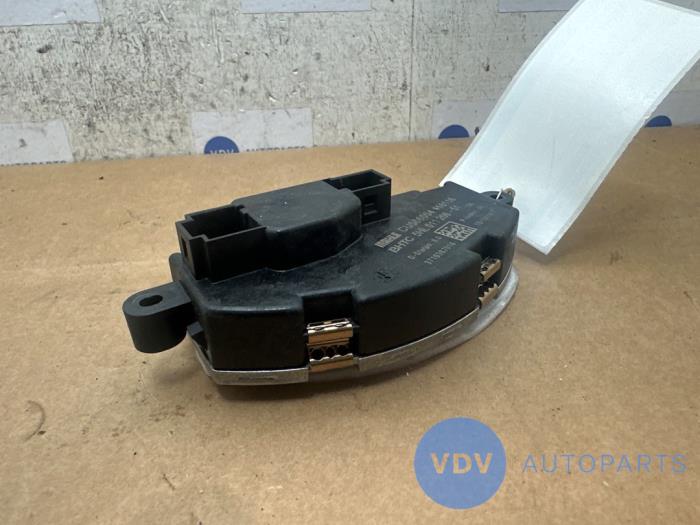 Regulator napiecia Mercedes Vito