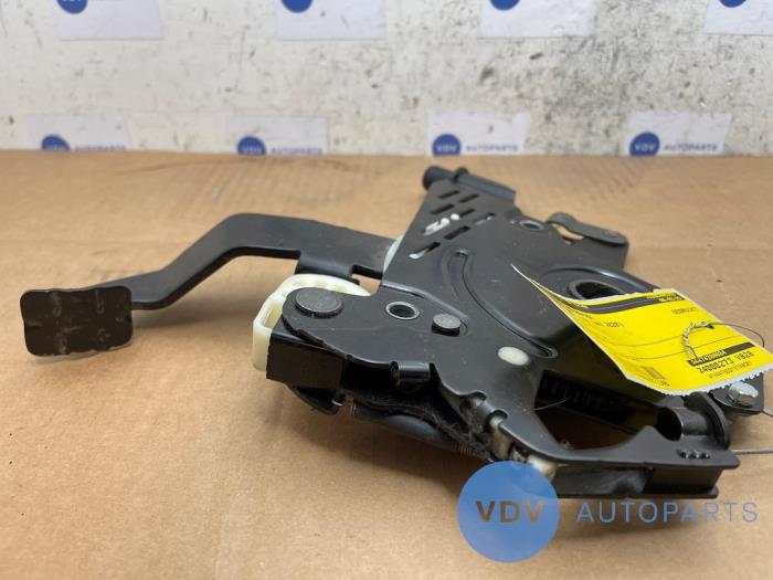 Mechanizm hamulca recznego Mercedes Vito