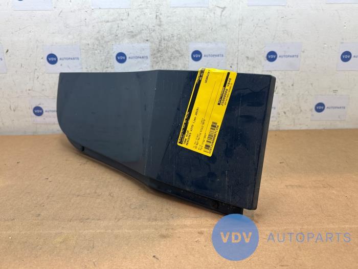 Pokrywa wlewu paliwa Mercedes Vito