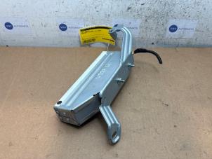 Gebruikte Side Airbag Mercedes S (222.0/222.1) 3.0 S-350 BlueTEC, S-350d 24V Prijs € 60,50 Inclusief btw aangeboden door Autoparts Van De Velde