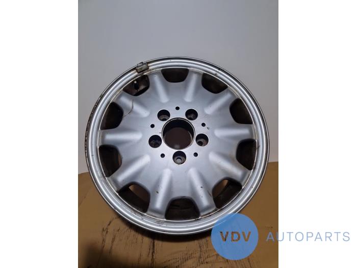 Llanta Mercedes E-Klasse