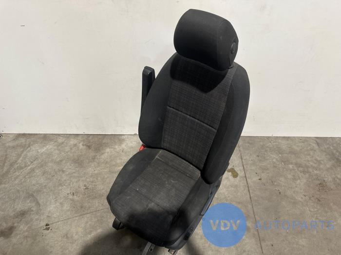 Siège gauche Mercedes Vito