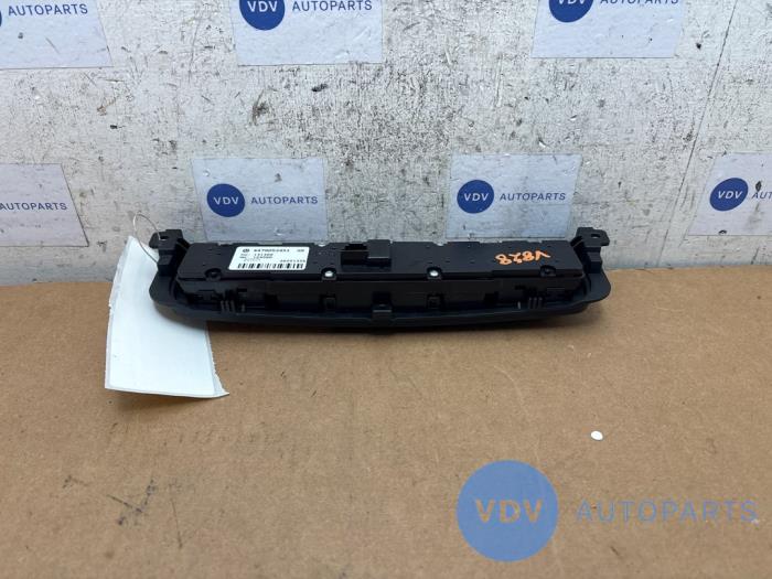 Commutateur éclairage d'urgence Mercedes Vito