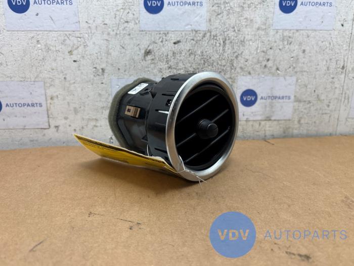Dashboard vent Mercedes Vito