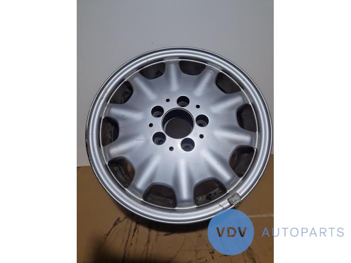 Obrecz Mercedes E-Klasse