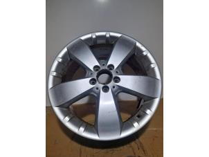 Gebruikte Velg Mercedes ML II (164/4JG) 3.0 ML-280 CDI 4-Matic V6 24V Prijs € 72,60 Inclusief btw aangeboden door Autoparts Van De Velde