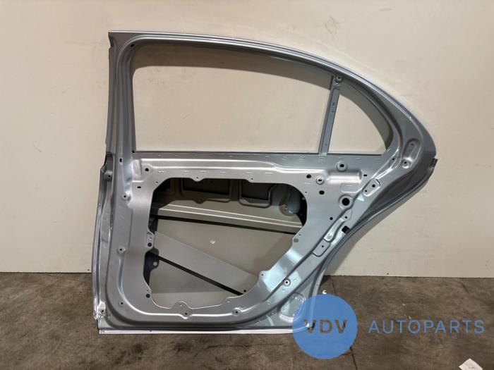 Drzwi prawe tylne wersja 4-drzwiowa Mercedes S-Klasse