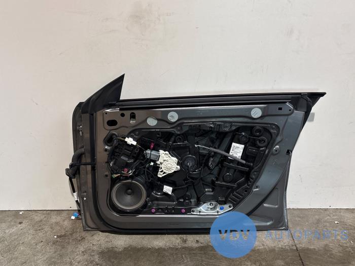 Tür 4-türig links vorne Mercedes CLA