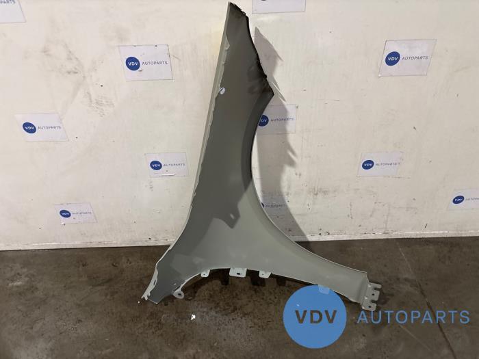 Ekran lewy przód Mercedes CLA