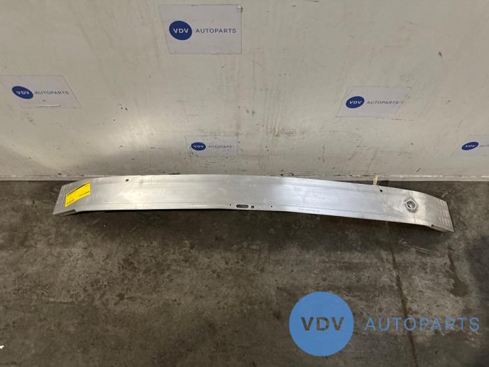 Chassisstreifen vorne Mercedes CLA