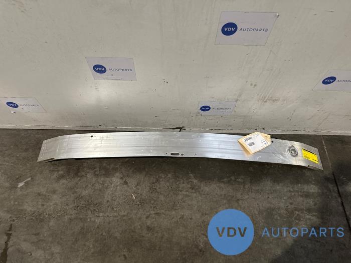 Chassisstreifen vorne Mercedes CLA