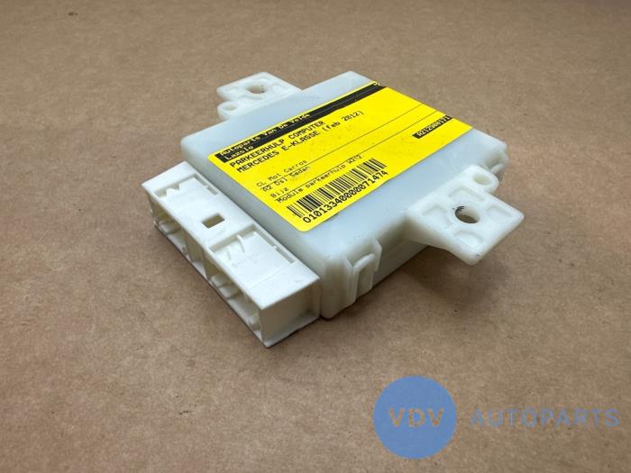 Ordinateur aide au stationnement Mercedes E-Klasse