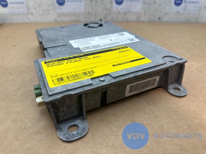 Multi-media control unit Mercedes A-Klasse