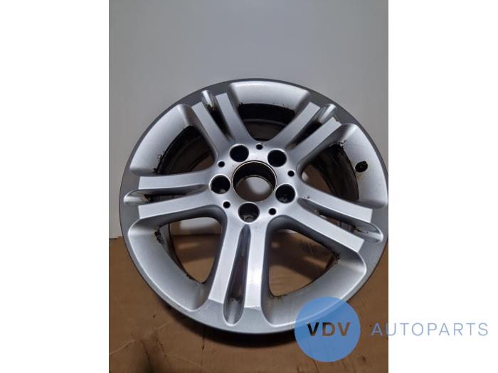 Obrecz Mercedes E-Klasse