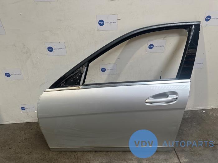 Door 4-door, front left Mercedes C-Klasse