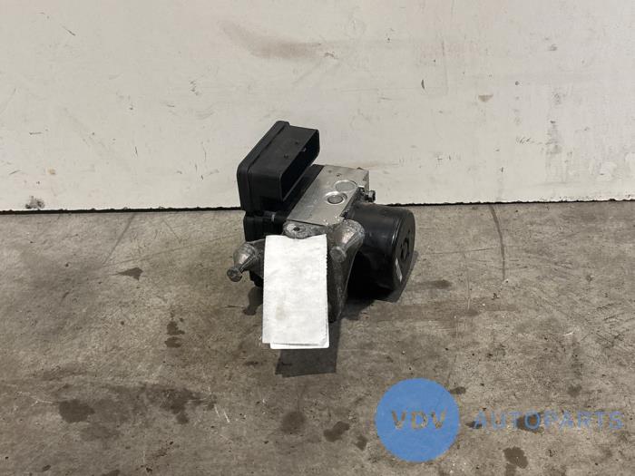 ABS Pomp Mercedes C-Klasse