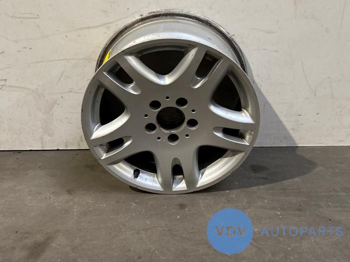 Obrecz Mercedes E-Klasse