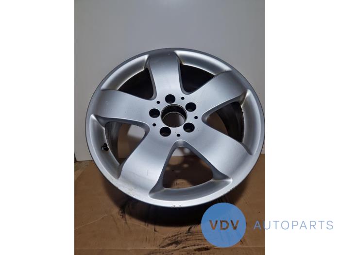 Obrecz Mercedes E-Klasse