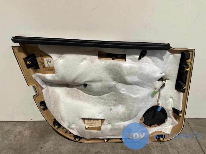 Türverkleidung 4-türig rechts vorne Mercedes ML-Klasse