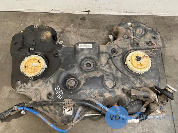 Tank Mercedes ML-Klasse